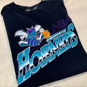 Mitchell & Ness Charlotte Hornets Tshirt